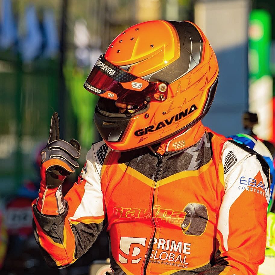 Gravina - Piloto profissional de kart